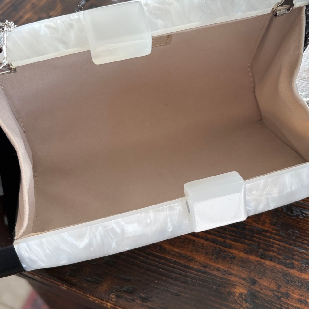 NWOT Sea Lily Mother Of Pearl Clutch - Picture 7 of 7